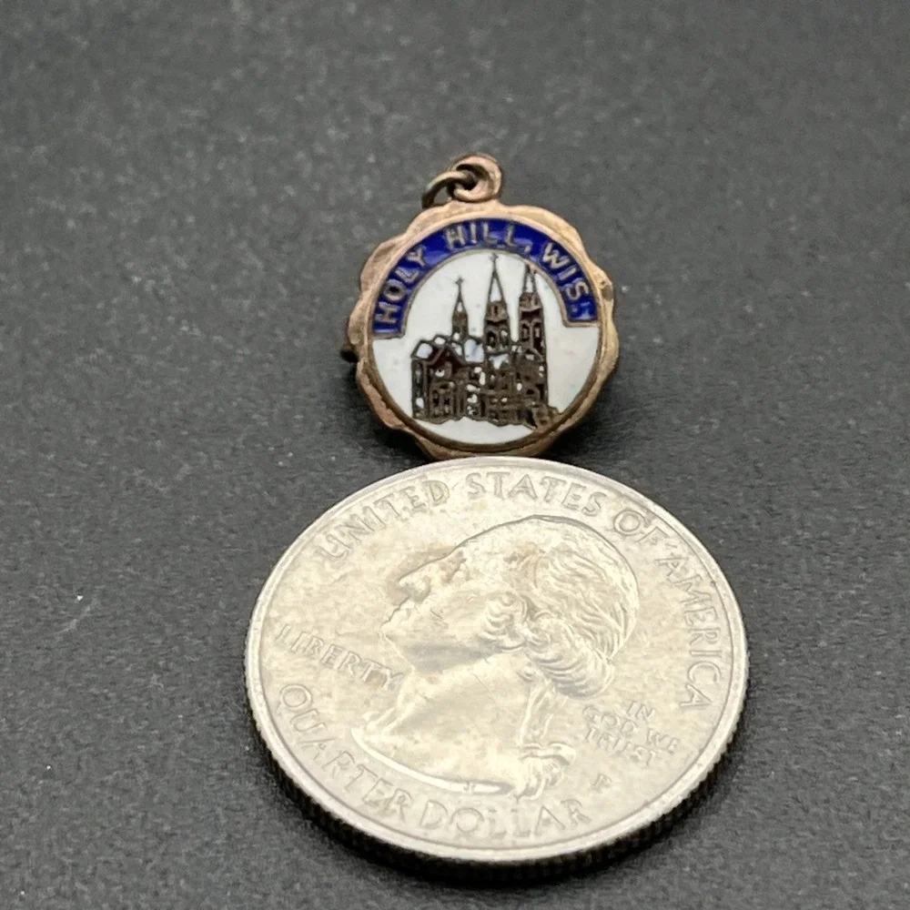 Holy‎ Hill Wisconsin Lapel Hat Pin